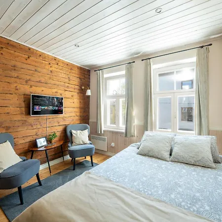 Garden Next To Telliskivi & Old Town 아파트 *