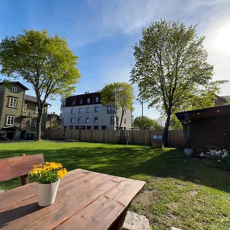 Garden Next To Telliskivi & Old Town Apartamento *