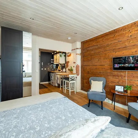 Garden Next To Telliskivi & Old Town